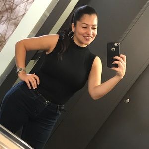 Meet your Posher, Vanessa